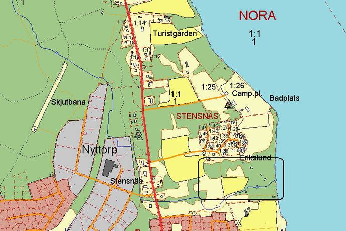 Bild 1: tomt på Tappers Väg 5, Nora kommun Stensnäs