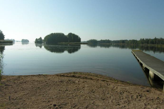 Bild 4: tomt på Doppingvägen 5, Arboga kommun Björkudden