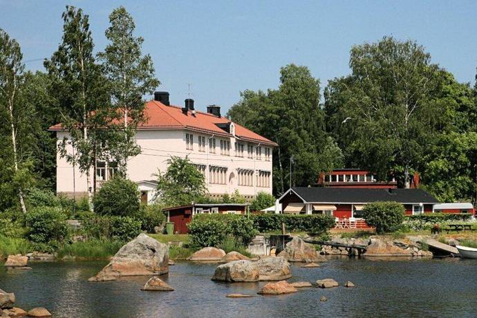 Bild 1: 20 rum gård på Marviksvägen 161, Söderhamns kommun Vallvik