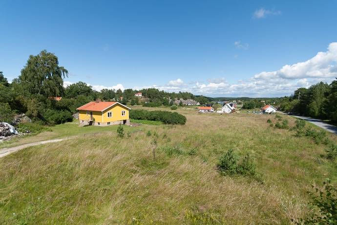 Bild 2: tomt på Kockholmsvägen 18, Strömstads kommun Rossö