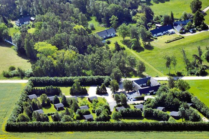 Bild 1: 38 rum fritidshus på Östra Kustvägen 1773, Ystads kommun Hagestad