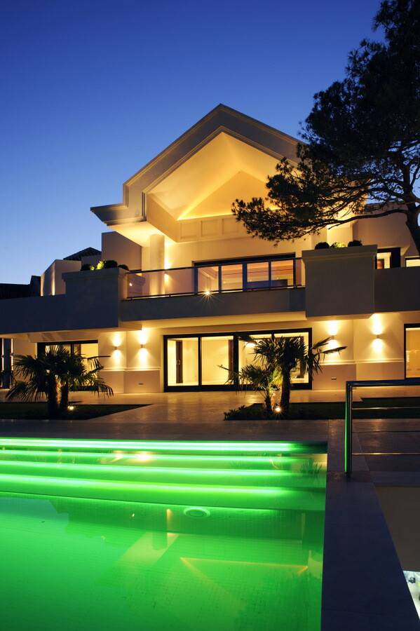 Bilder, Balkong/uteplats, Pool - Hemnet Inspiration