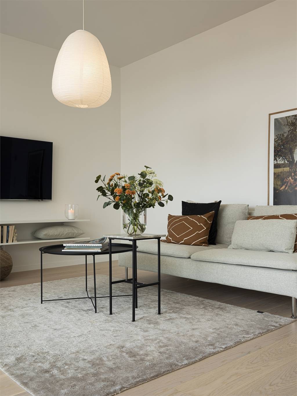 Image inspired by the article "Unika designobjekt och läckra pasteller i moderna lägenheten"