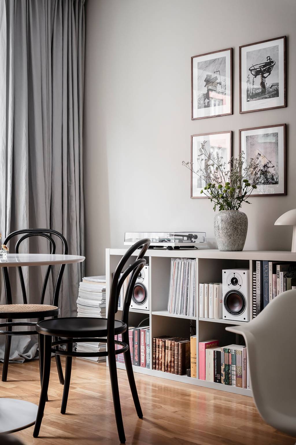 Image inspired by the article "Väskdesignerns bohemchica drömhem är fyllt av inspiration"