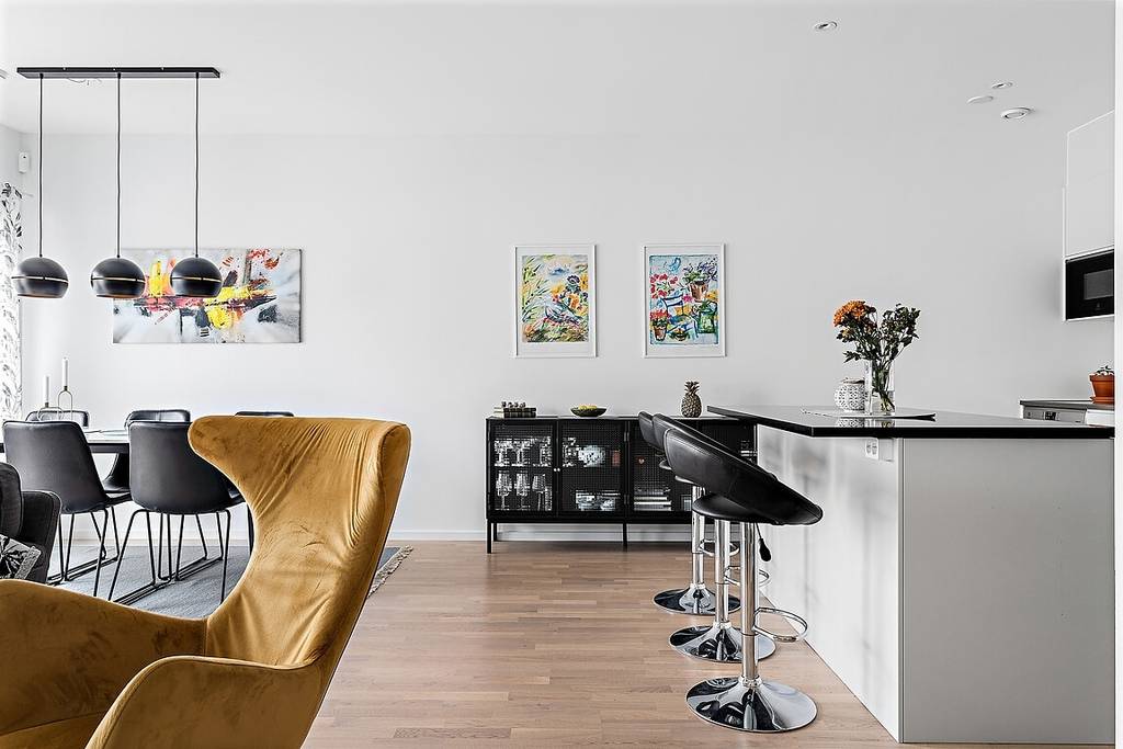 Image inspired by the article "Designklassiker, DIY och naturfärger hemma hos inredaren i Göteborg"