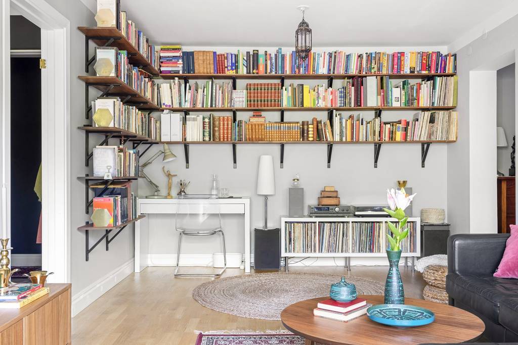 Image inspired by the article "Unika designobjekt och läckra pasteller i moderna lägenheten"