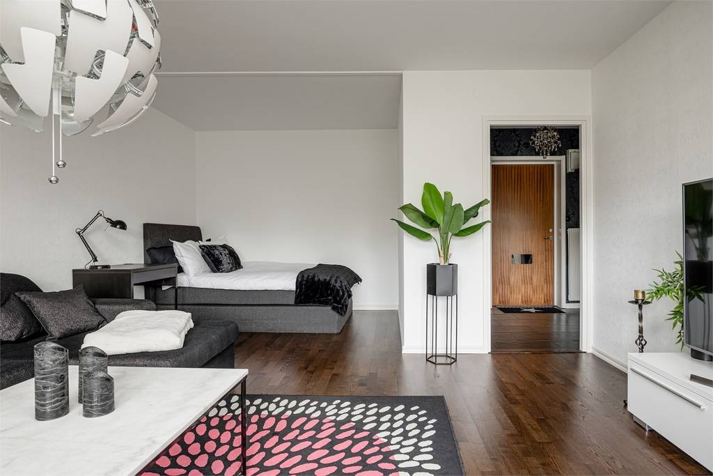 Image inspired by the article "Designklassiker, DIY och naturfärger hemma hos inredaren i Göteborg"