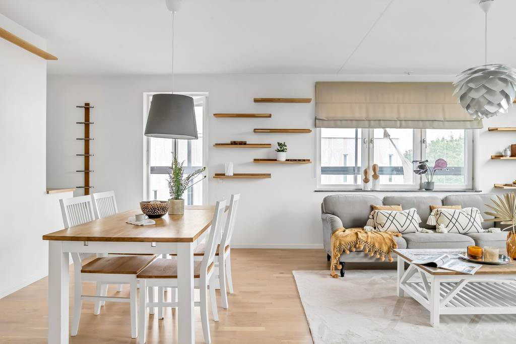 Image inspired by the article "Jordfärger, textil och vintage hemma hos Sarah"