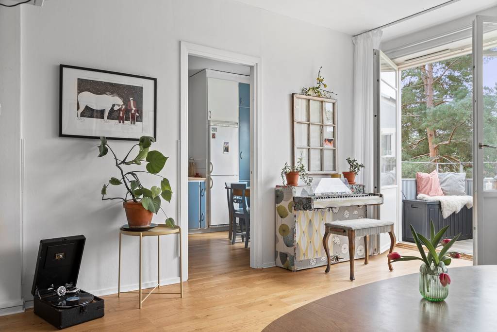 Image inspired by the article "Väskdesignerns bohemchica drömhem är fyllt av inspiration"