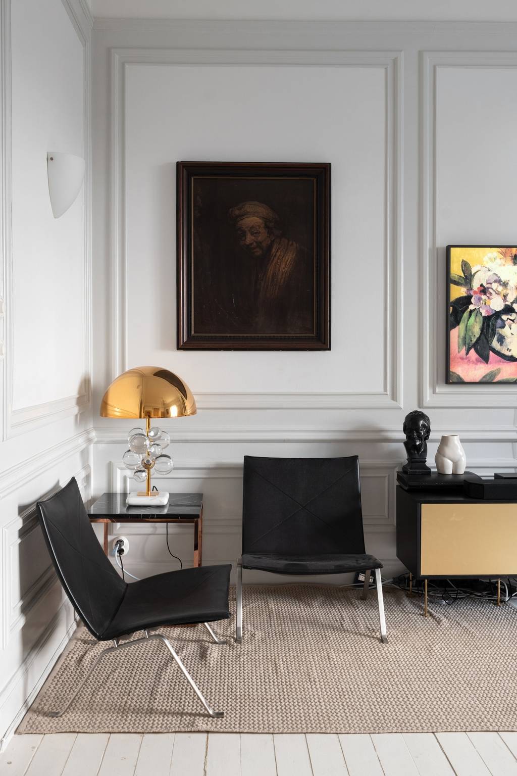 Image inspired by the article "Designklassiker, DIY och naturfärger hemma hos inredaren i Göteborg"