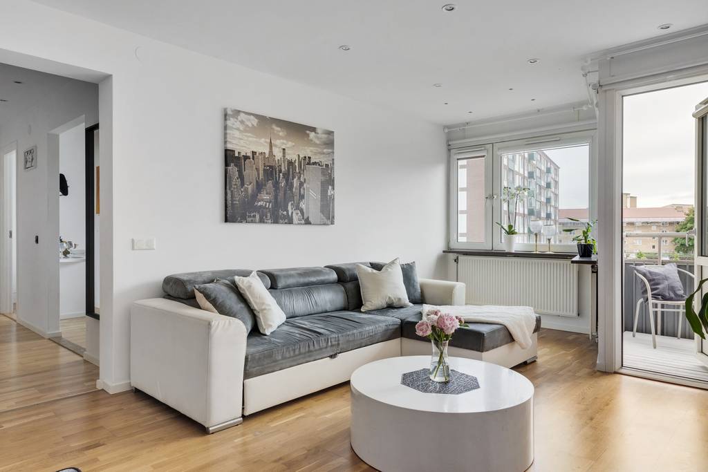 Image inspired by the article "Designklassiker, DIY och naturfärger hemma hos inredaren i Göteborg"