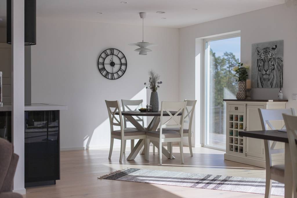 Image inspired by the article "Jordfärger, textil och vintage hemma hos Sarah"