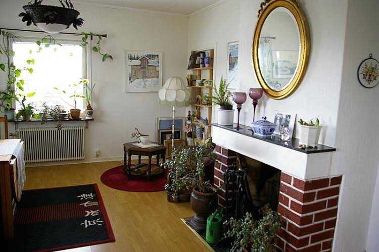 Image inspired by the article "Jordfärger, textil och vintage hemma hos Sarah"