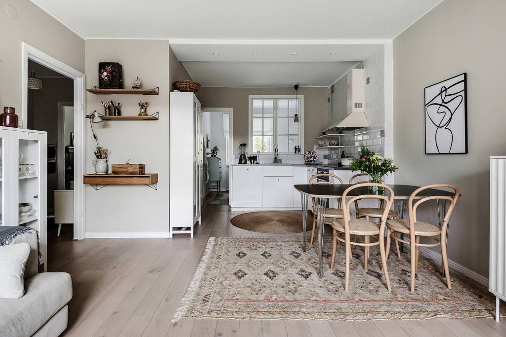 Image inspired by the article "Väskdesignerns bohemchica drömhem är fyllt av inspiration"