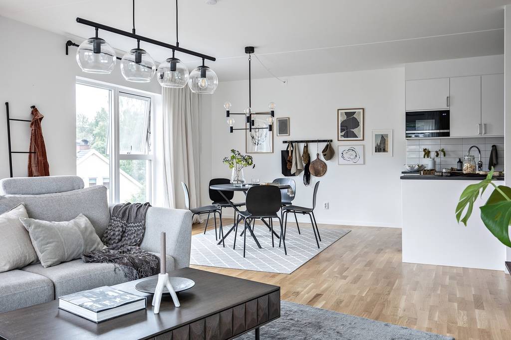 Image inspired by the article "Jordfärger, textil och vintage hemma hos Sarah"