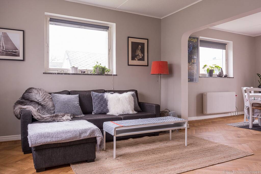 Image inspired by the article "Jordfärger, textil och vintage hemma hos Sarah"