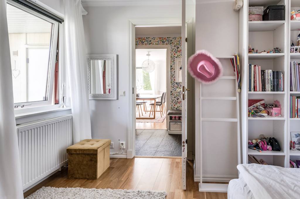 Image inspired by the article "Väskdesignerns bohemchica drömhem är fyllt av inspiration"