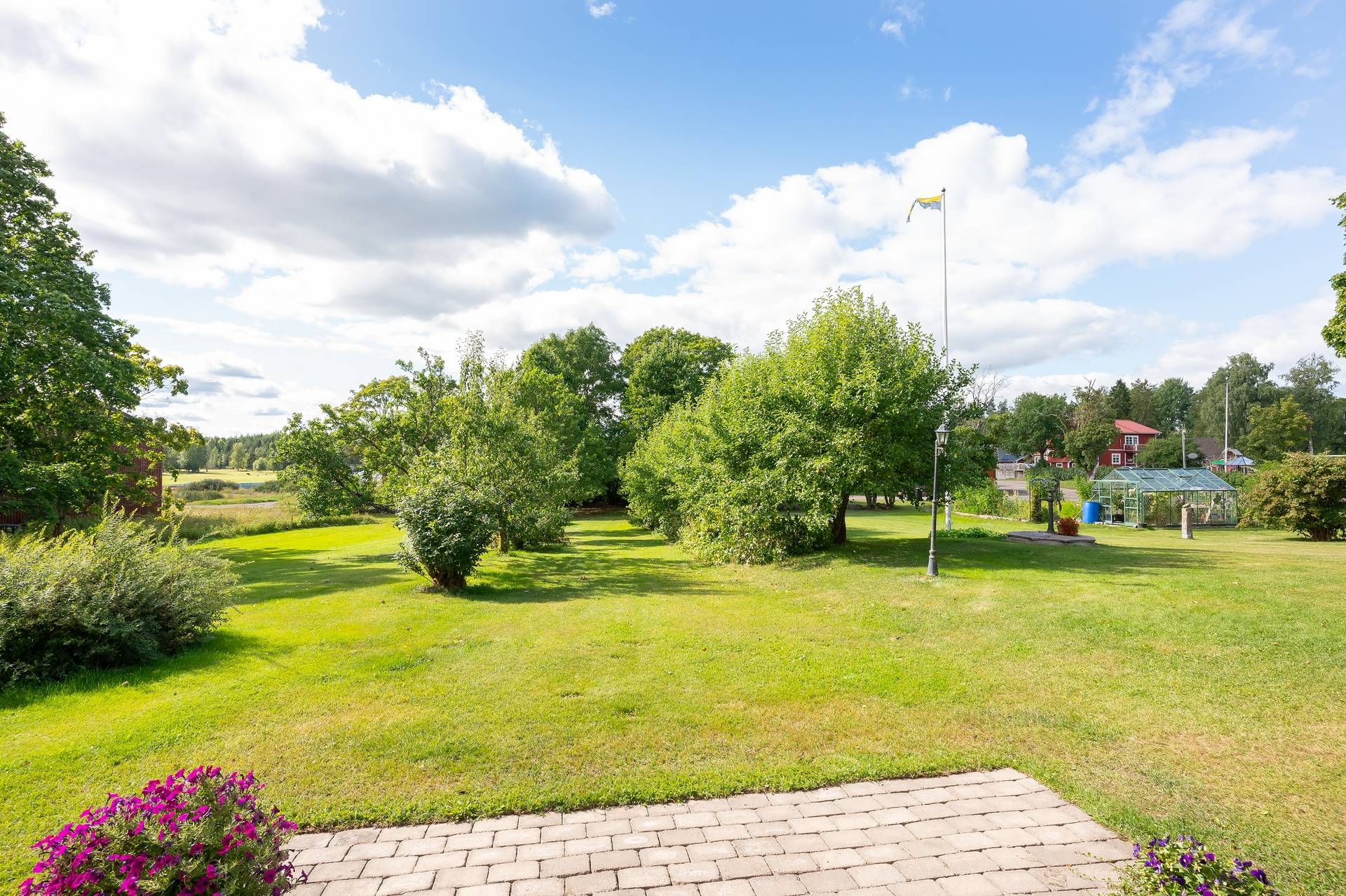 8 rum Villa på Sixbovägen 33 Västerbor Sandvikens kommun - bild 70