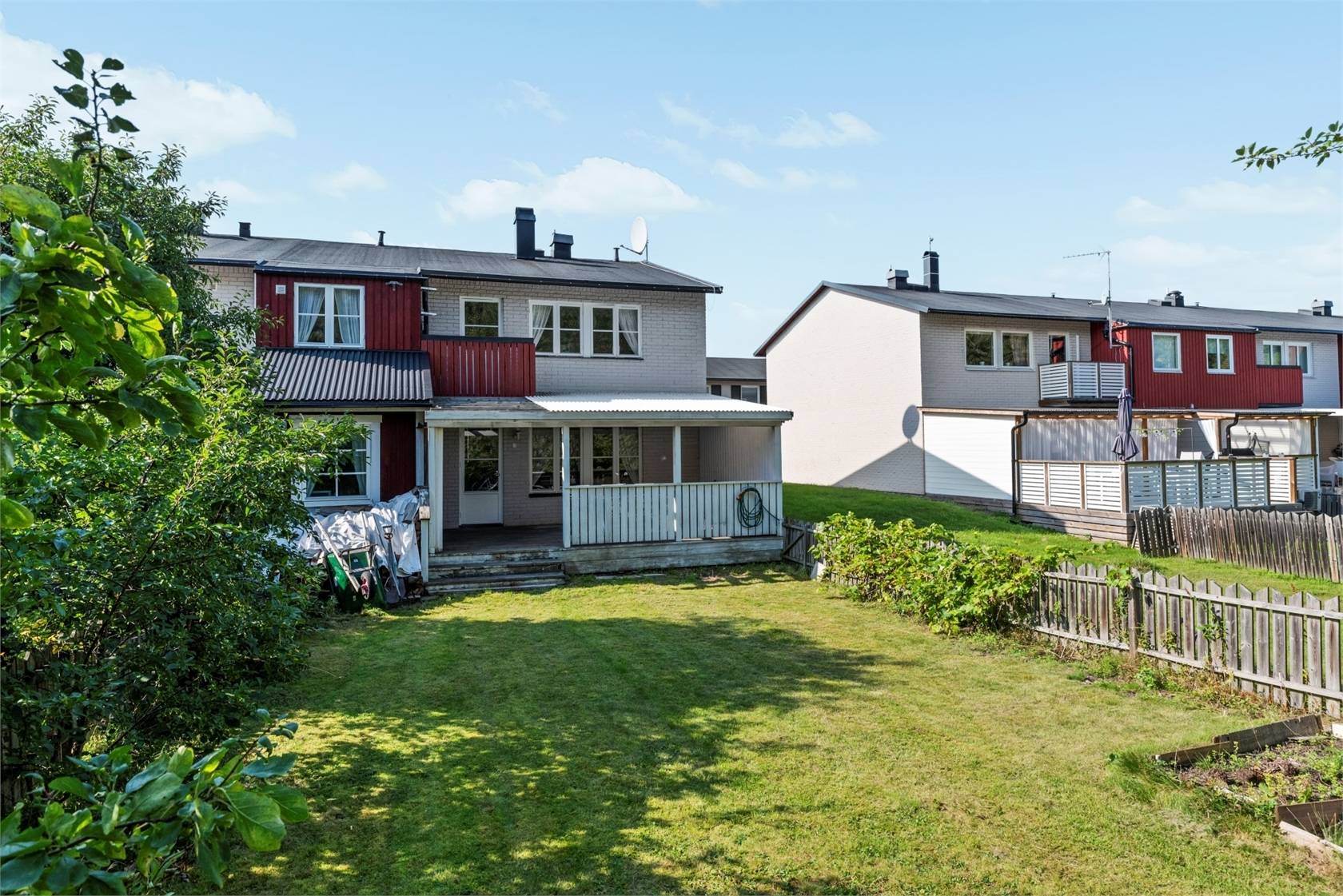 7 rum Radhus på Skrakvägen 13 Margretelund Österåkers kommun - bild 2