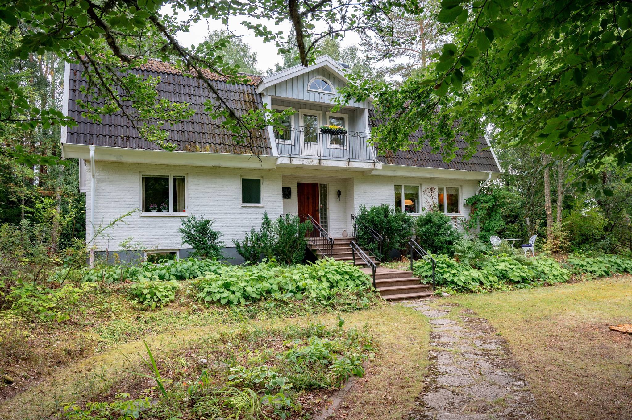 238 m² Villa på Edsvära Junghaga 1 Edsvära Vara kommun - bild 3