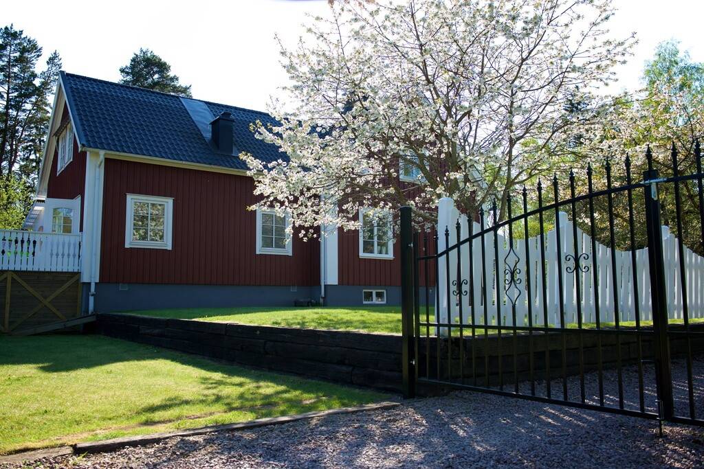 7 rum Villa på Västra Drottningvägen 79 TIDAHOLM Tidaholms kommun - bild 54