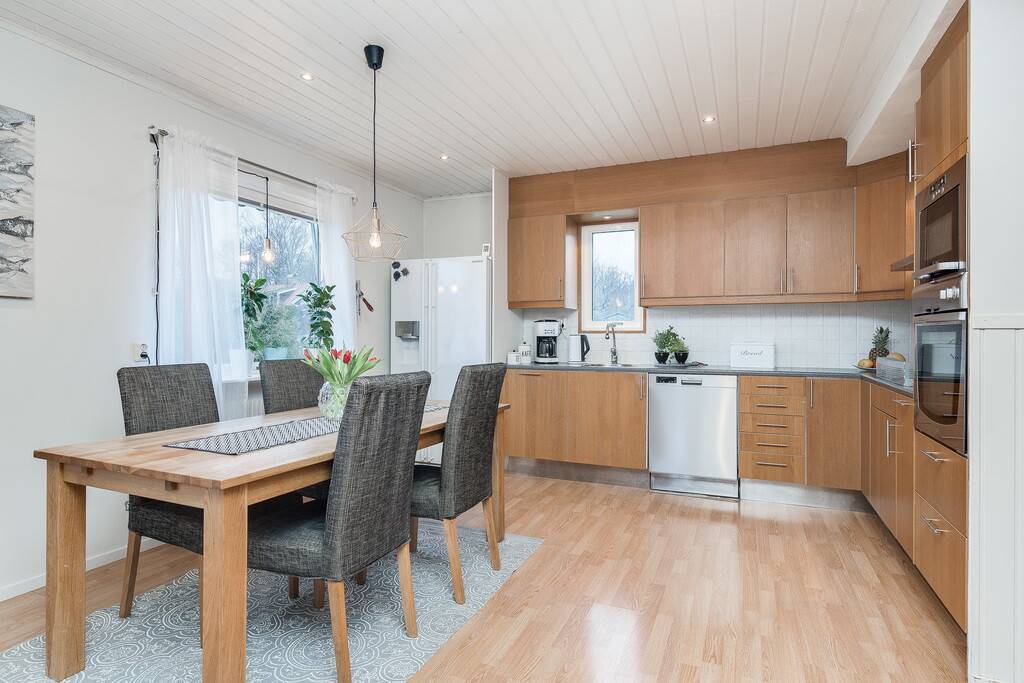 4 rum Villa på Bengt Ivarsgatan 18 Centrala Lilla Edet Lilla Edets kommun - bild 7