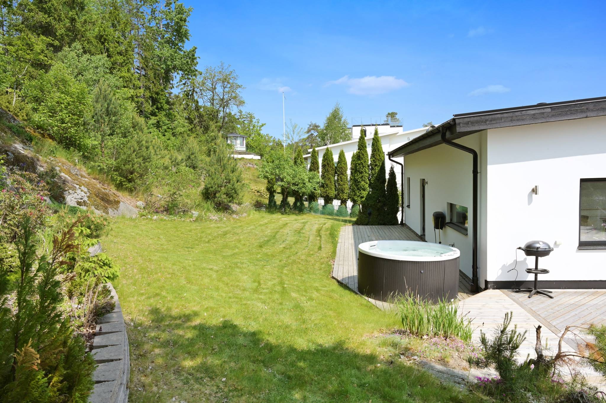 180 m² Villa på Långsjövägen 65A Trollbäcken Tyresö kommun - bild 37