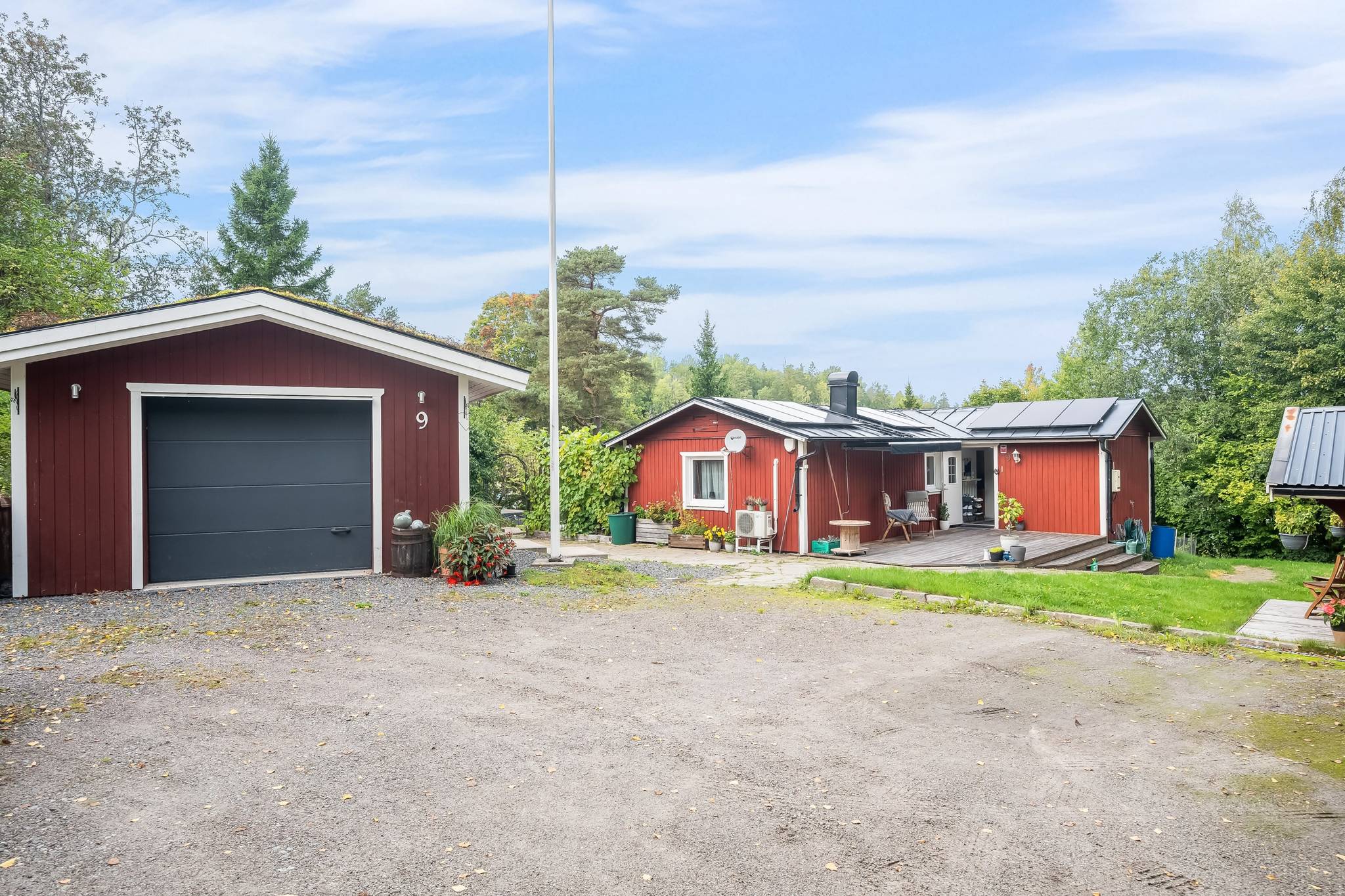 3 rum villa på Klövstavägen 9 Lidatorp, Nynäshamns kommun - bild 1
