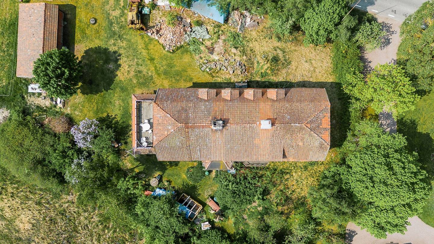 8 rum Gård/skog på Fridene kyrkby Tidaro 1 Fridene Hjo kommun - bild 9