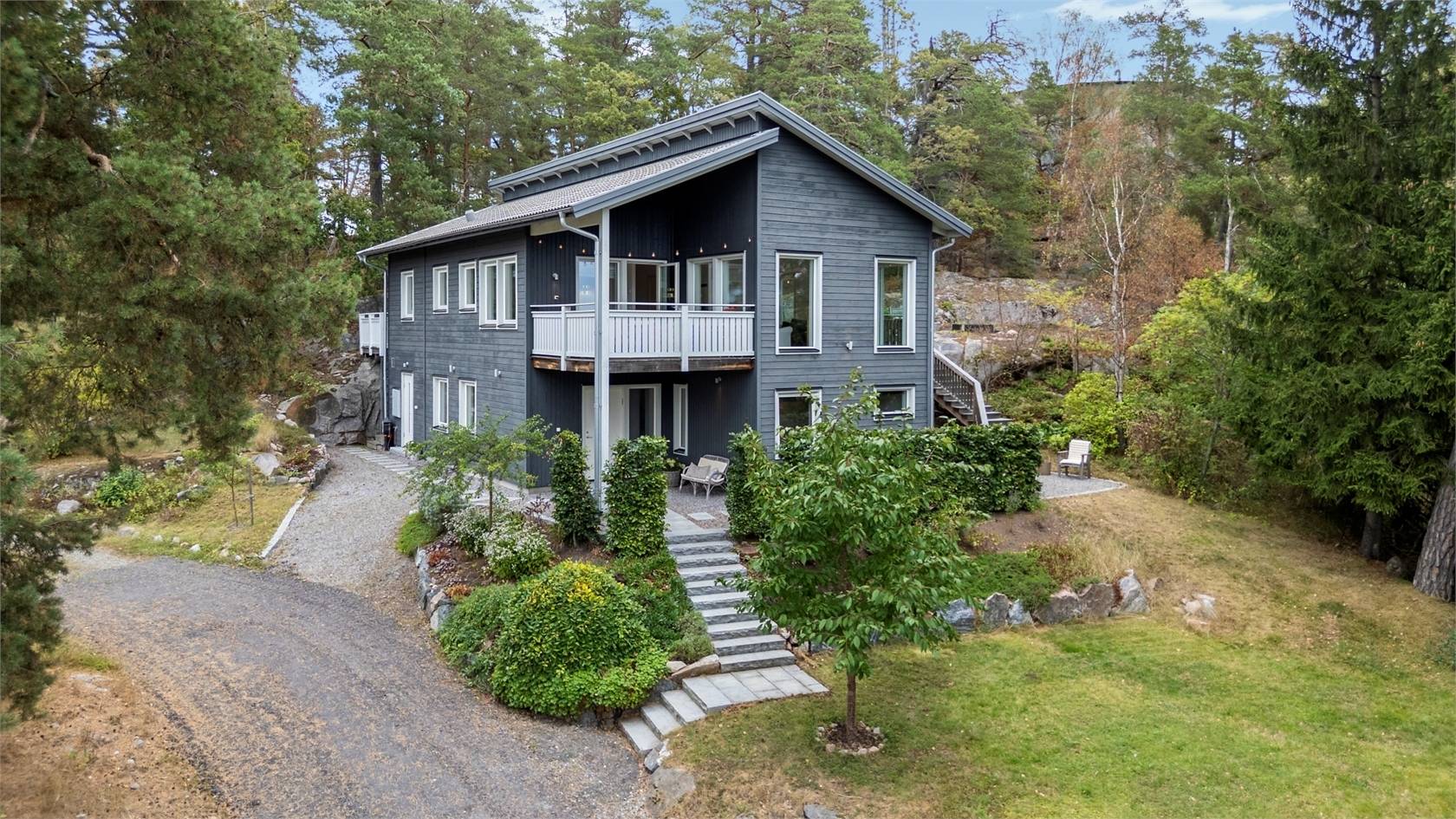 7 rum Villa på Södra Åsvägen 17 Österskär Österåkers kommun - bild 1