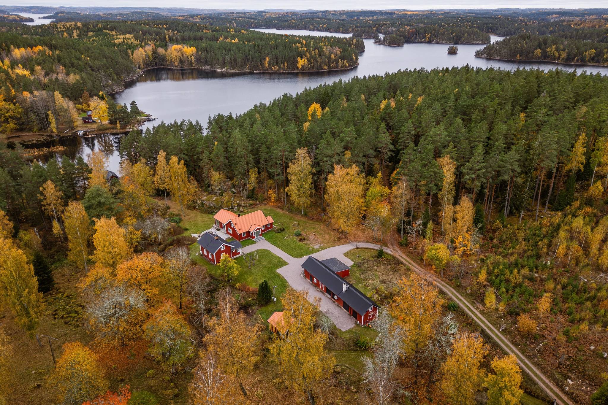villa på Andersbovägen Långviken 1 BLÅVIK, Boxholms kommun - bild 2
