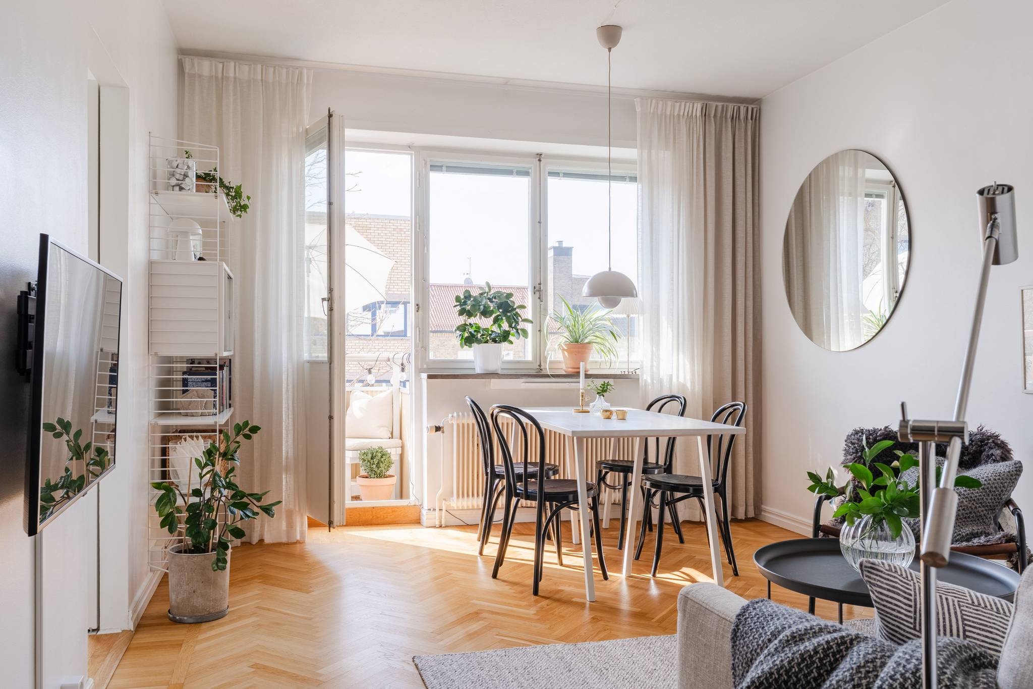 2 rum Lägenhet på Körsbärsvägen 6, 3tr Östermalm - Vasastan Stockholms kommun - bild 2