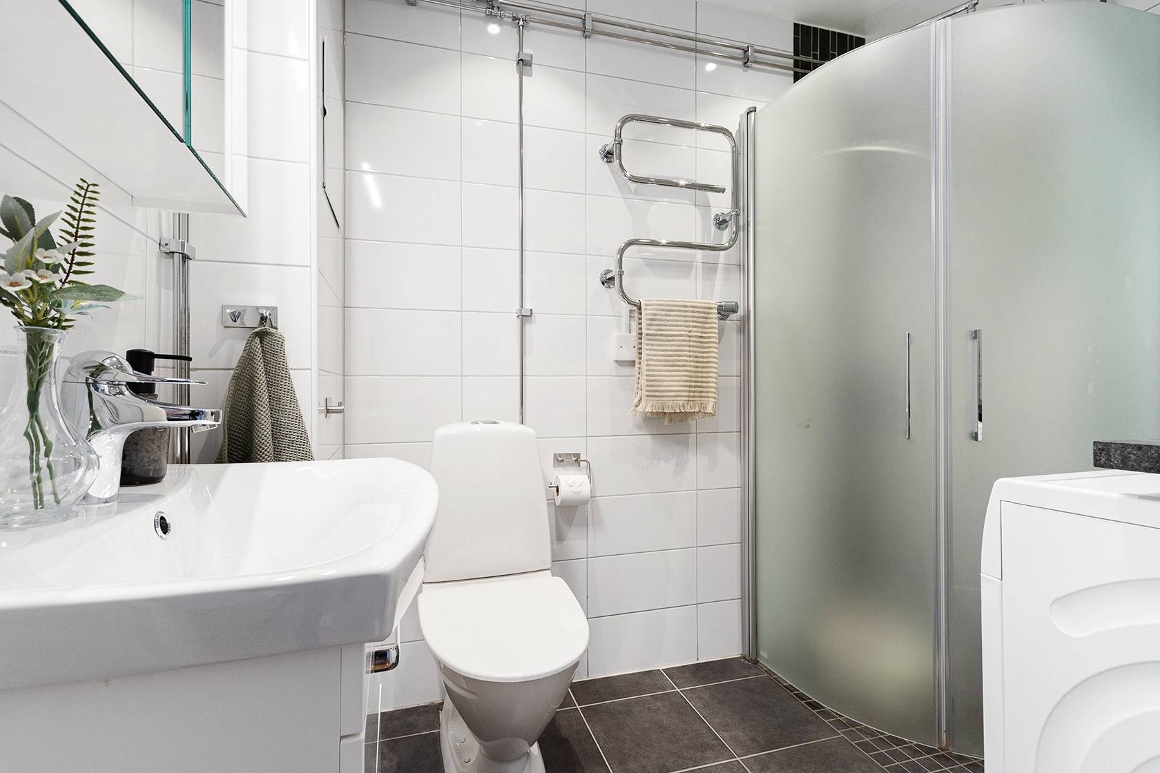 4 rum Lägenhet på Elfhögsgatan 13B Centrum Trollhättans kommun - bild 8