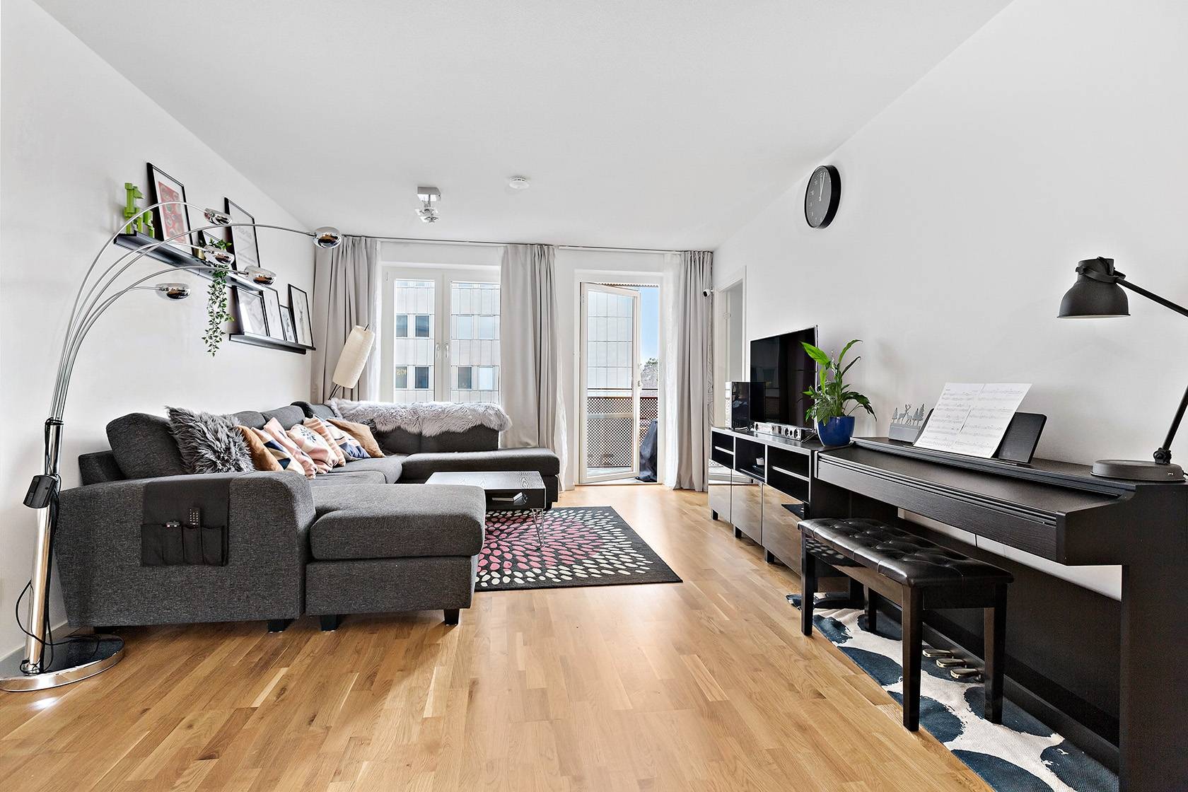 4 rum Lägenhet på Östersundsgatan 8, vån 3 Vällingby Parkstad / Råcksta Stockholms kommun - bild 4