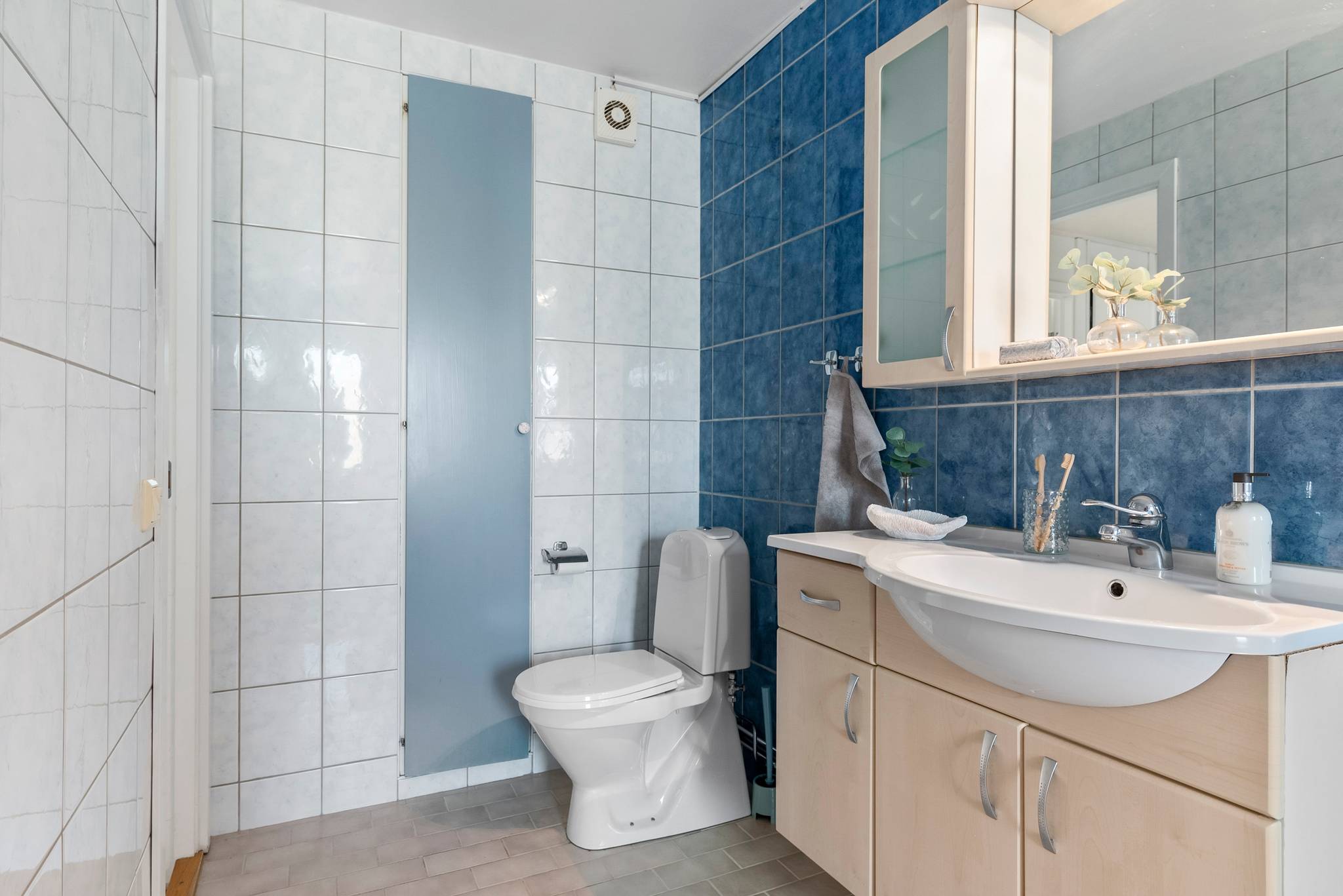 5 rum Radhus på Toppklockegränd 26 Hässelby Villastad Stockholms kommun - bild 26
