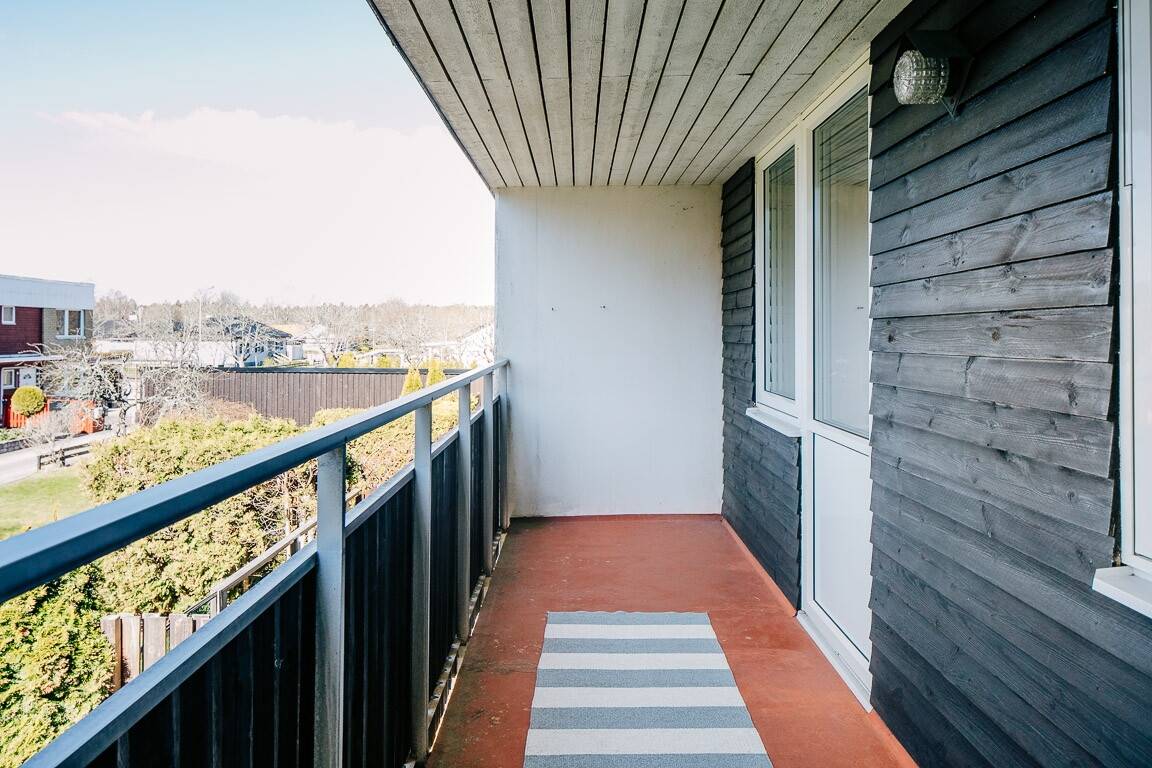 4 rum Villa på Skjutbanegatan 5E Ljunghed Lidköpings kommun - bild 35