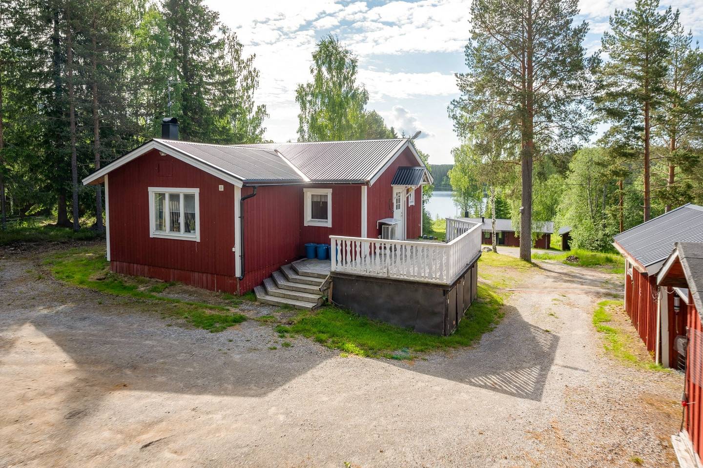 3 rum vinterbonat fritidshus på Lillvallen 115 Delsbo, Hudiksvalls kommun - bild 1