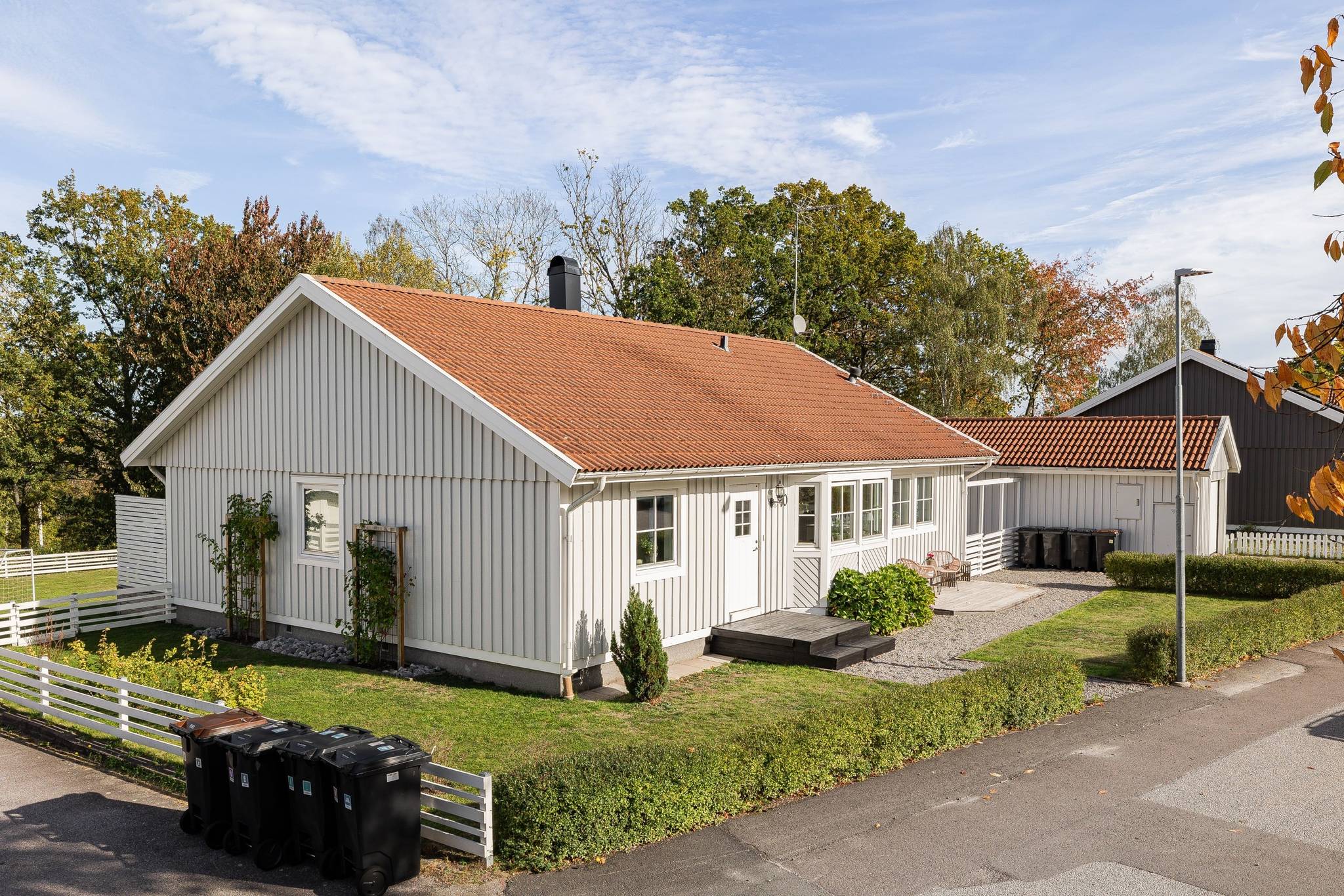 5 rum Villa på Taggbuskevägen 10 Almvik Västerviks kommun - bild 1