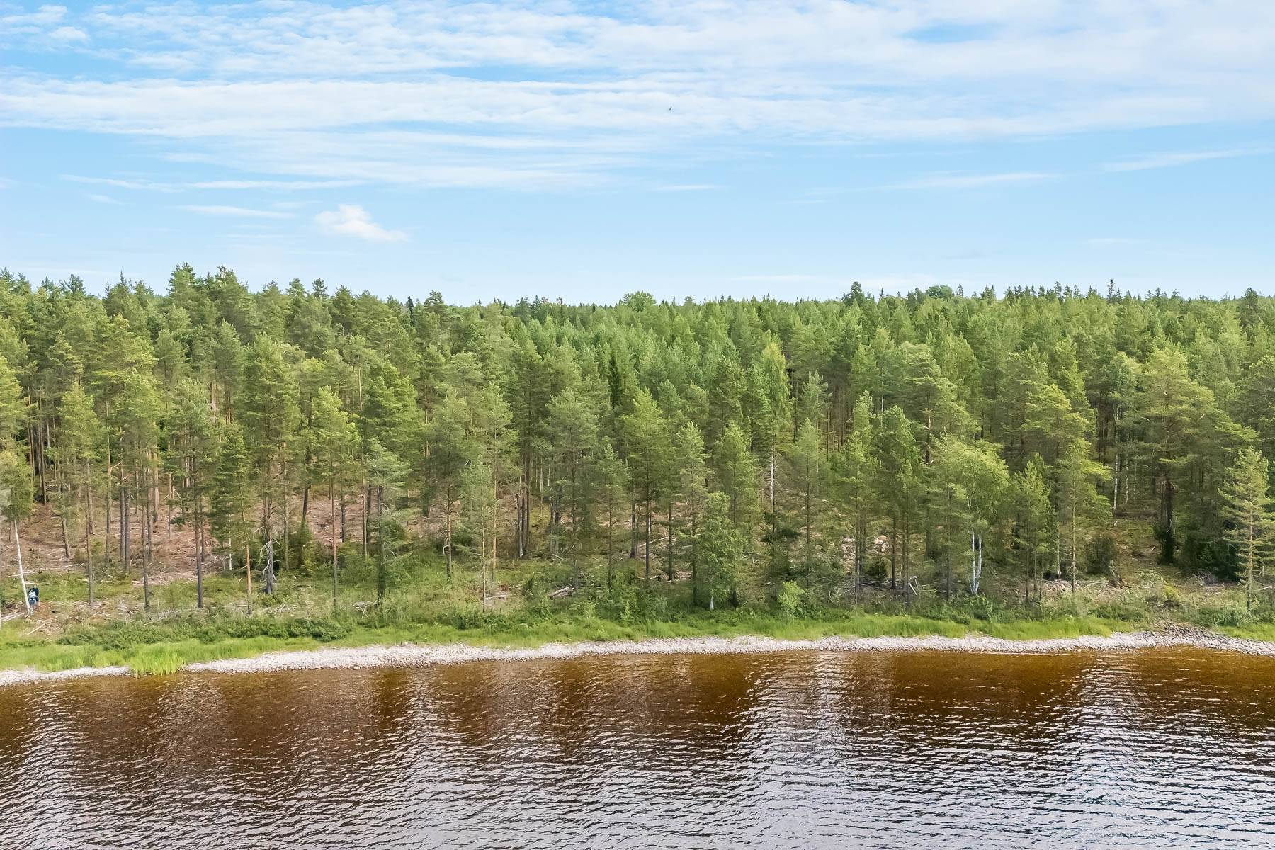 Gård med skogsbruk på efter Stumsnäs - Sjövägen Leksands kommun - bild 2