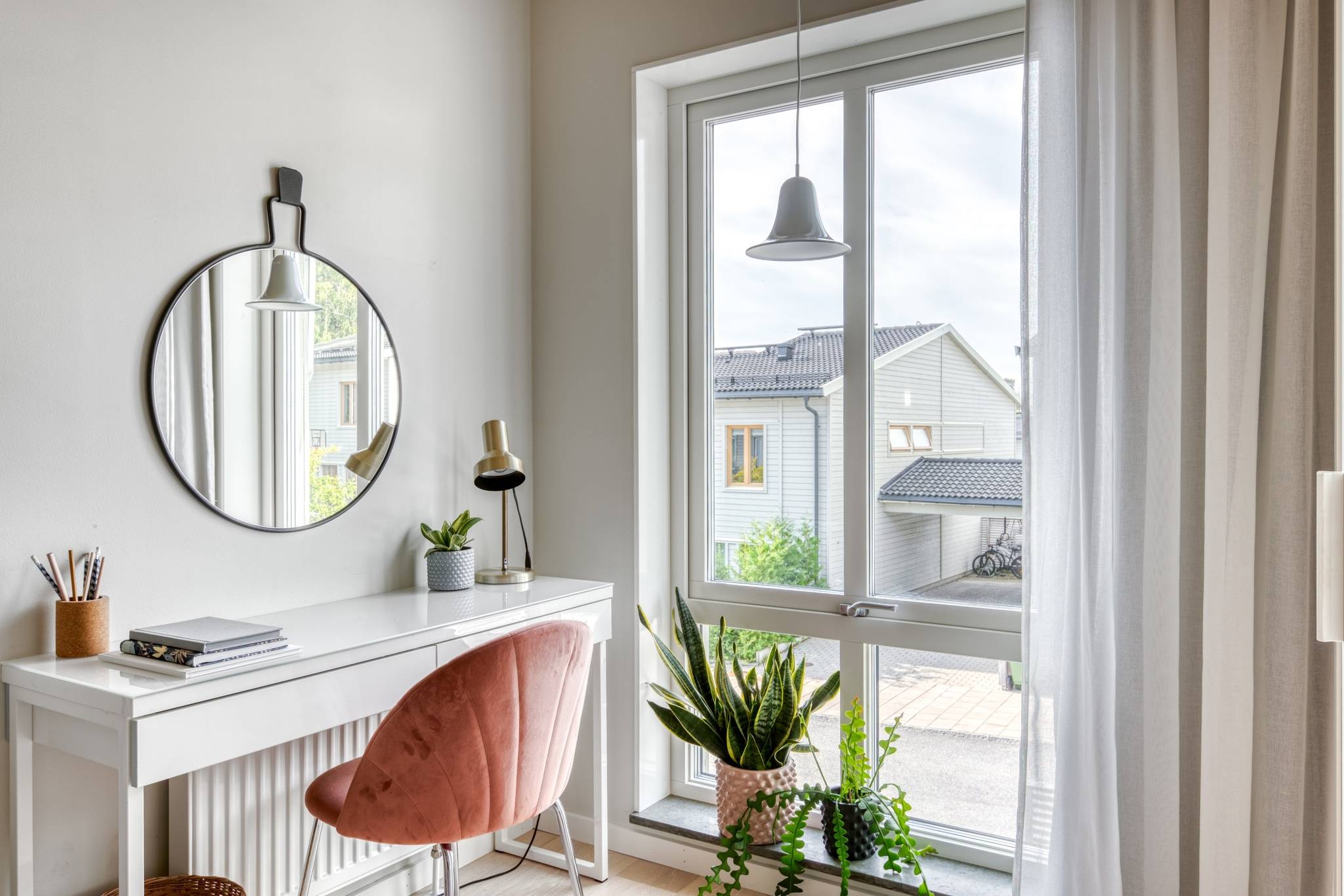 5 rum Par-/kedje-/radhus på Grankällsvägen 56 Järvastaden Solna kommun - bild 24