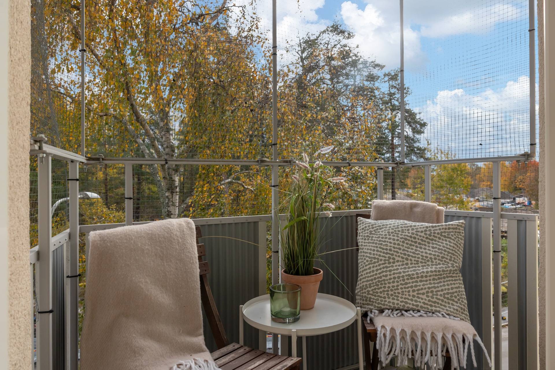 2 rum lägenhet på Bergsrådsvägen 28 Bagarmossen, Stockholms kommun - bild 4