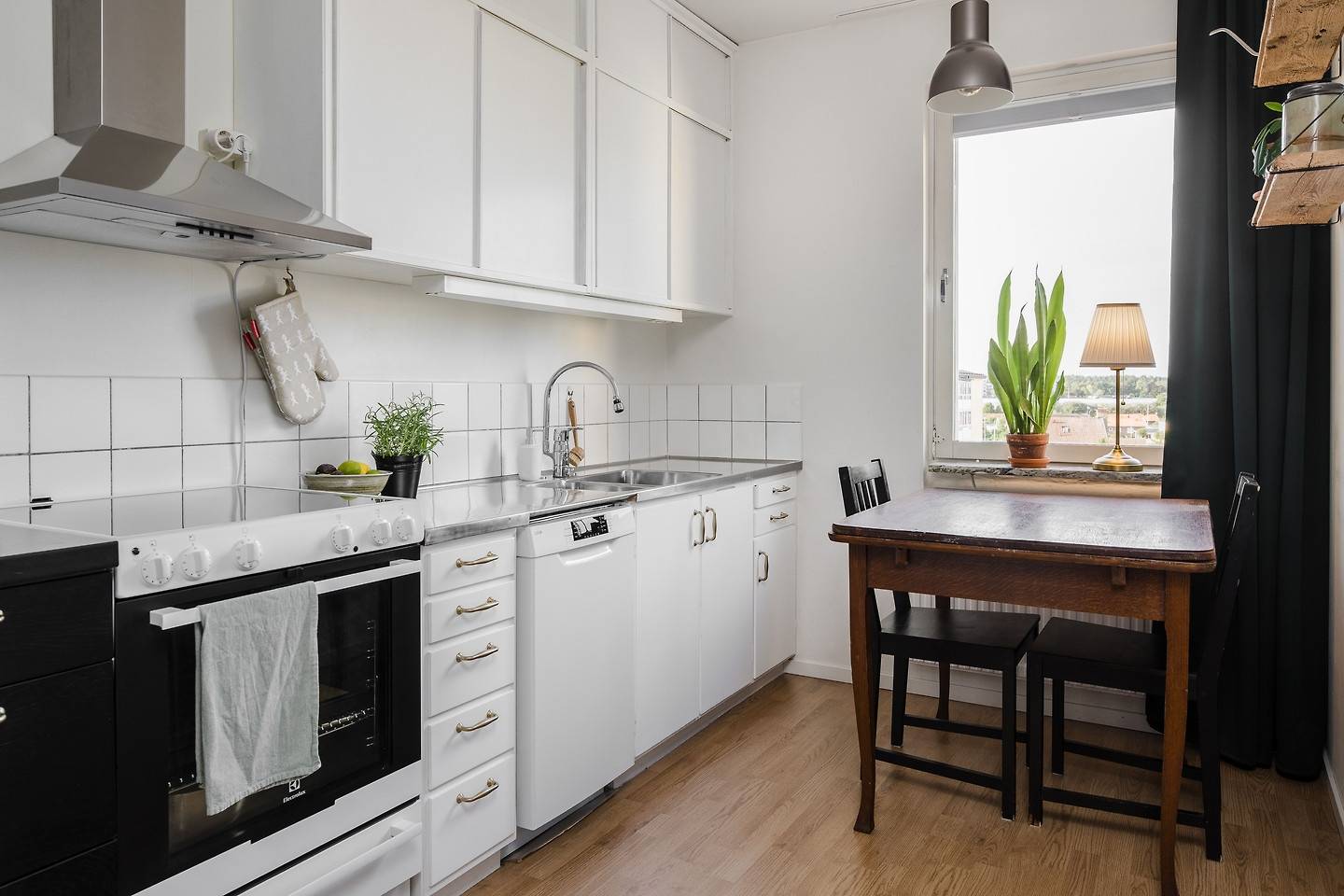 1 rum Lägenhet på Majorsallén 42B Gamla Staden Lidköpings kommun - bild 7