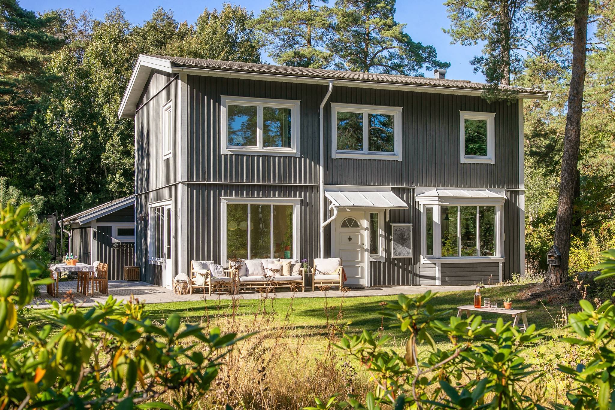 5 rum villa på Kvarnstugevägen 1 Solsidan, Nacka kommun - bild 1
