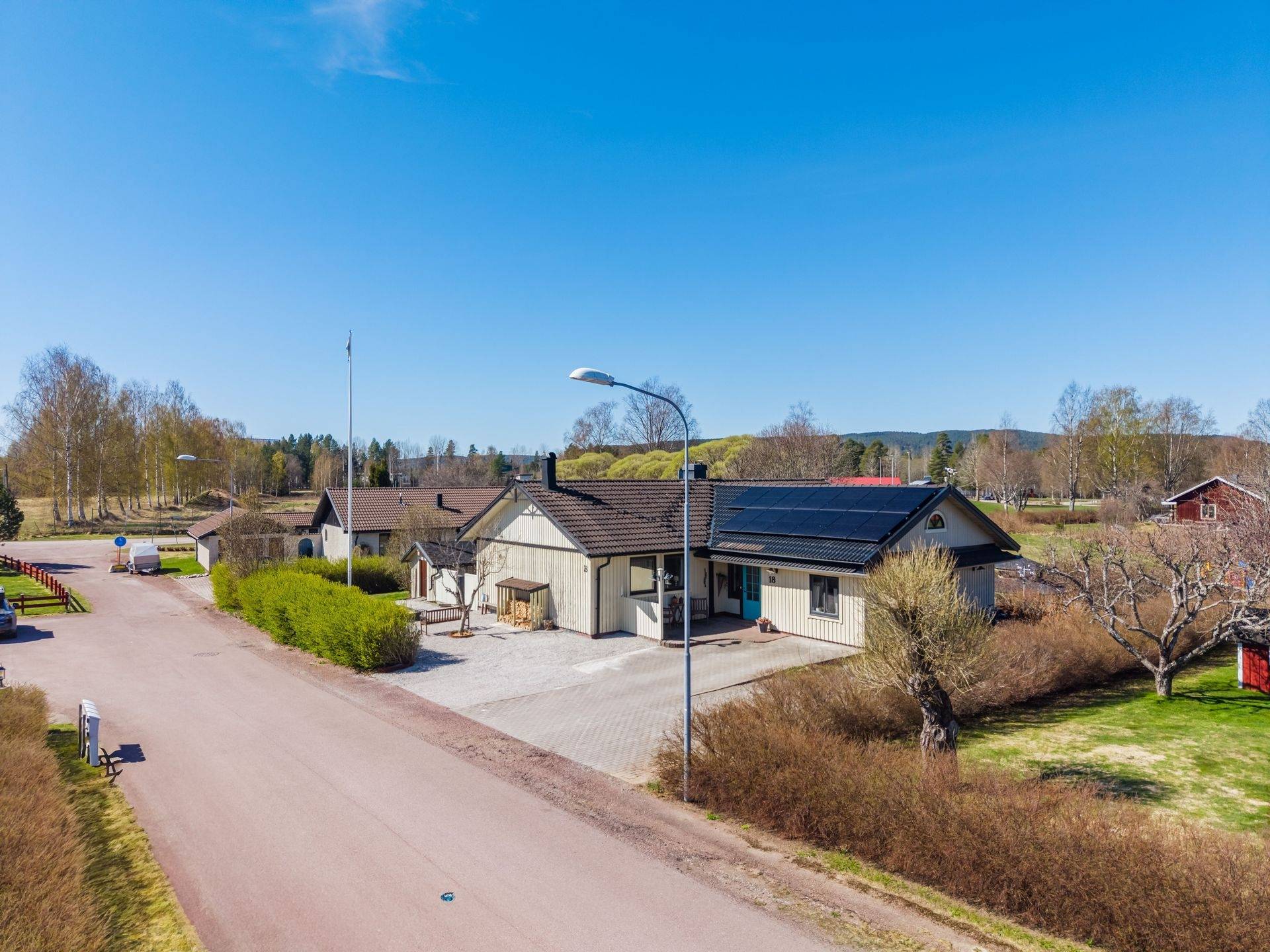 7 rum villa på Ol Daniels väg 18 Insjön, Leksands kommun - bild 1