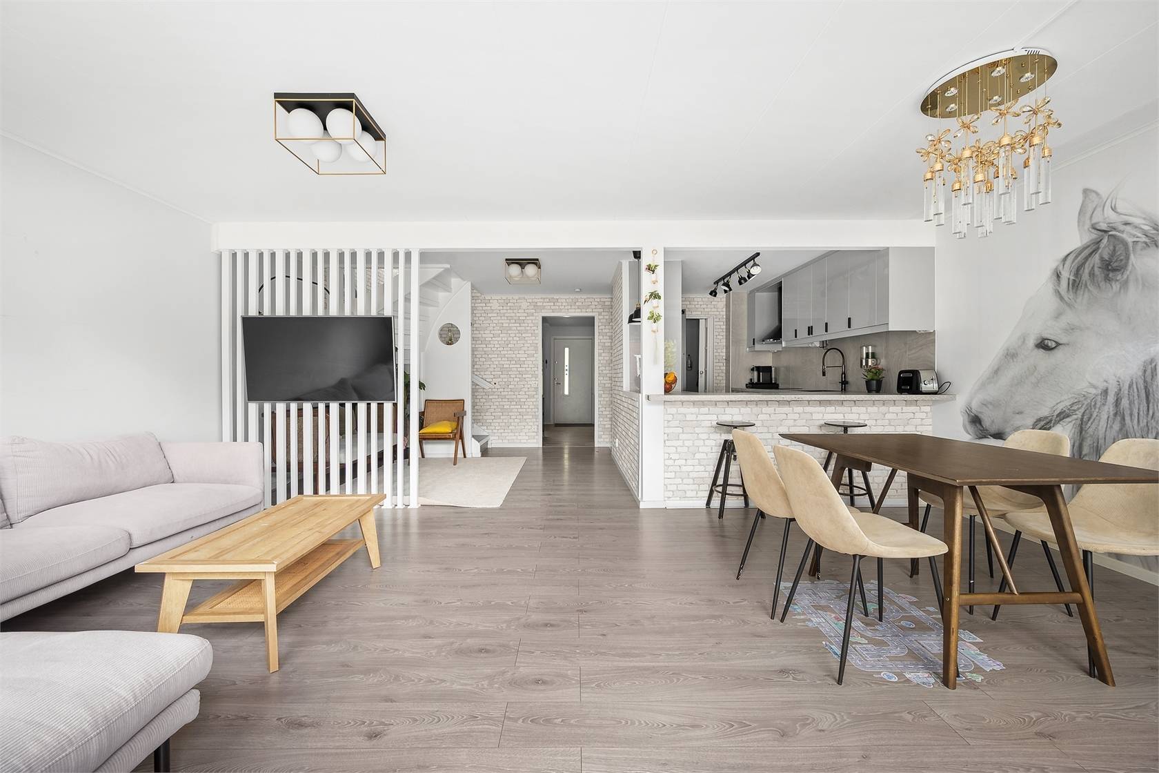 4 rum Radhus på Älvdalsvägen 113 Hässelby Norra Villastad Stockholms kommun - bild 1