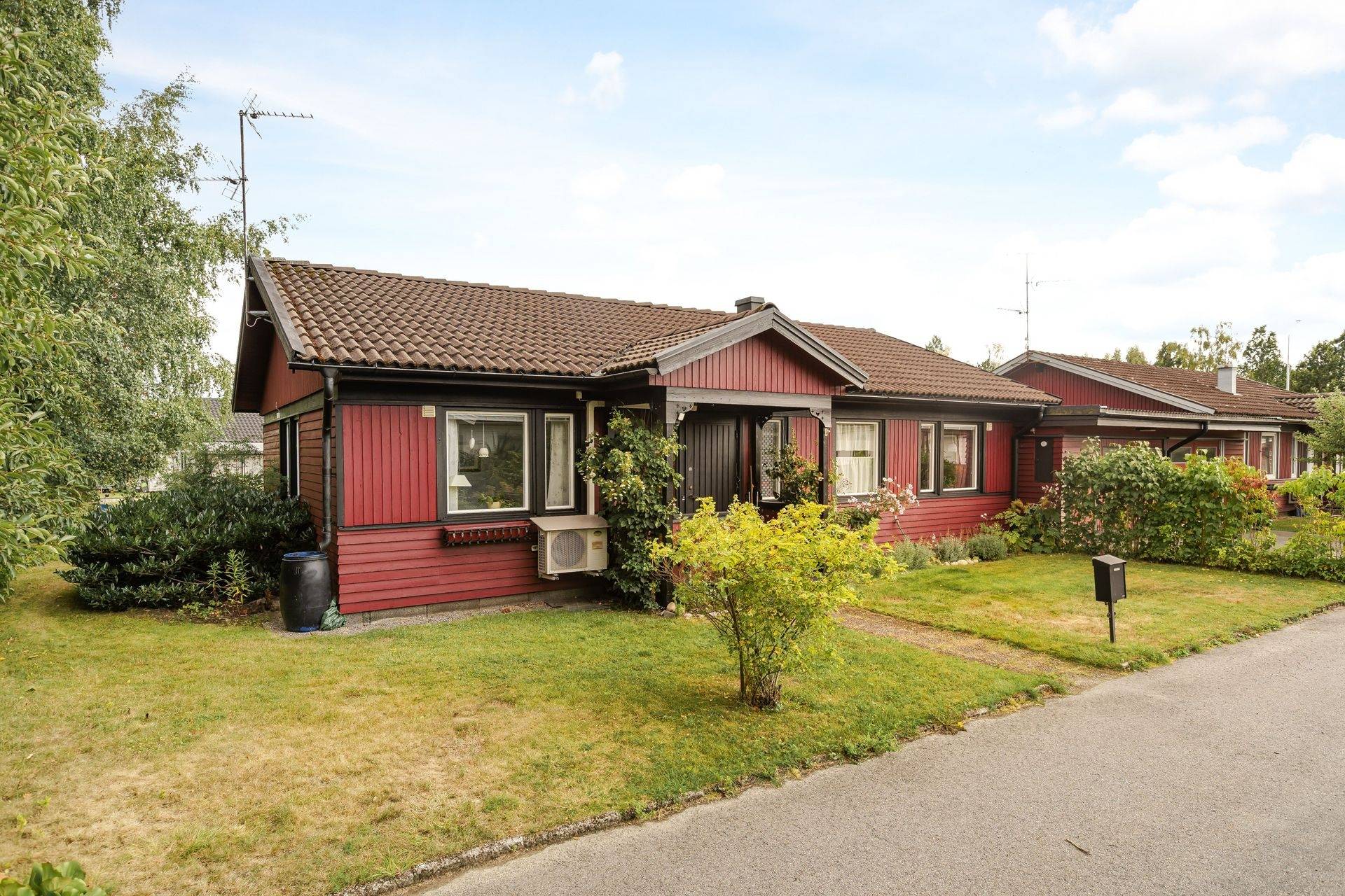 4 rum Kedjehus på Nyponvägen 6A Åtvidaberg Åtvidabergs kommun - bild 2