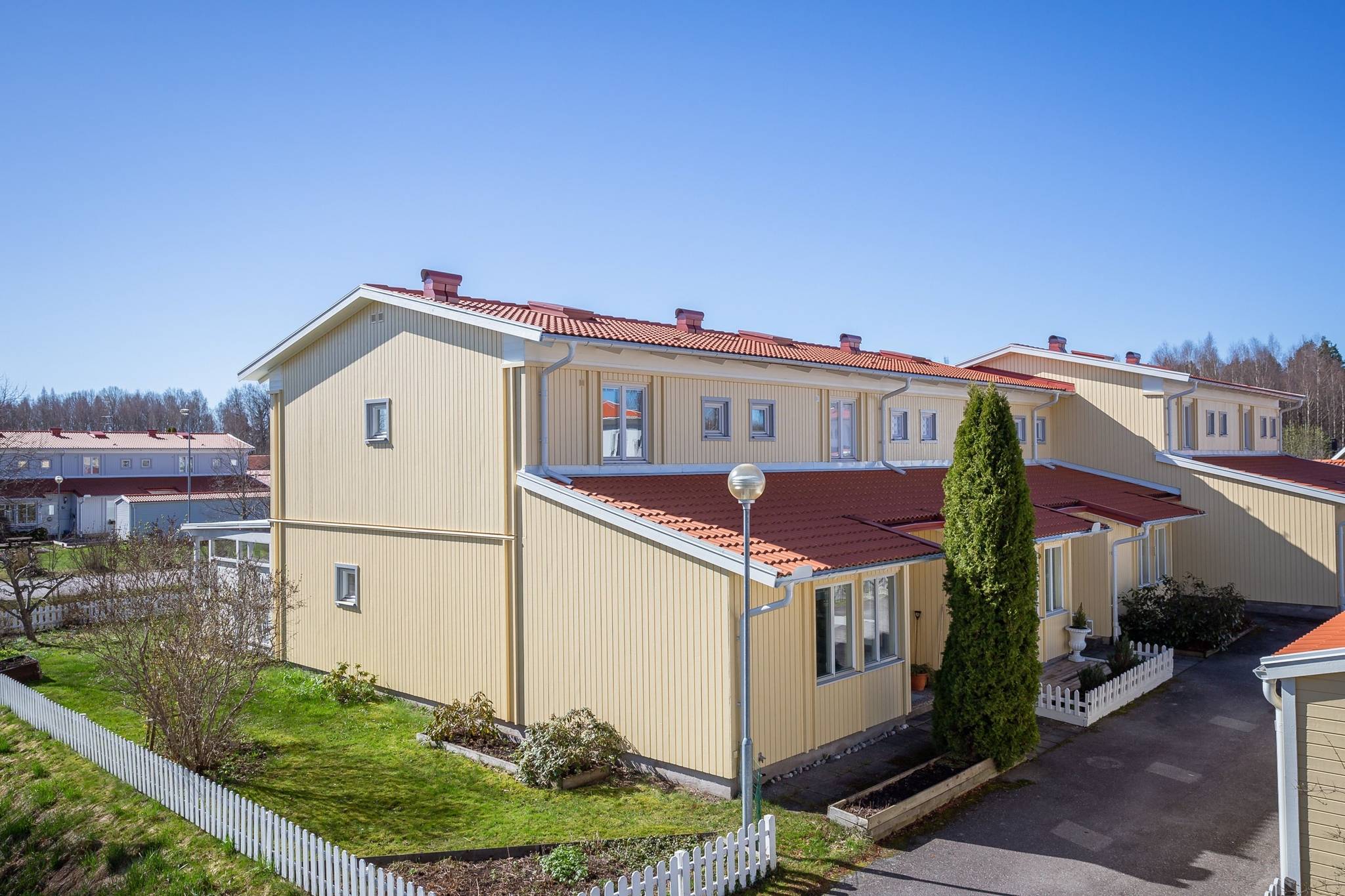 4 rum Radhus på Näsnaregatan 10E Katrineholm Gersnäs Katrineholms kommun - bild 2