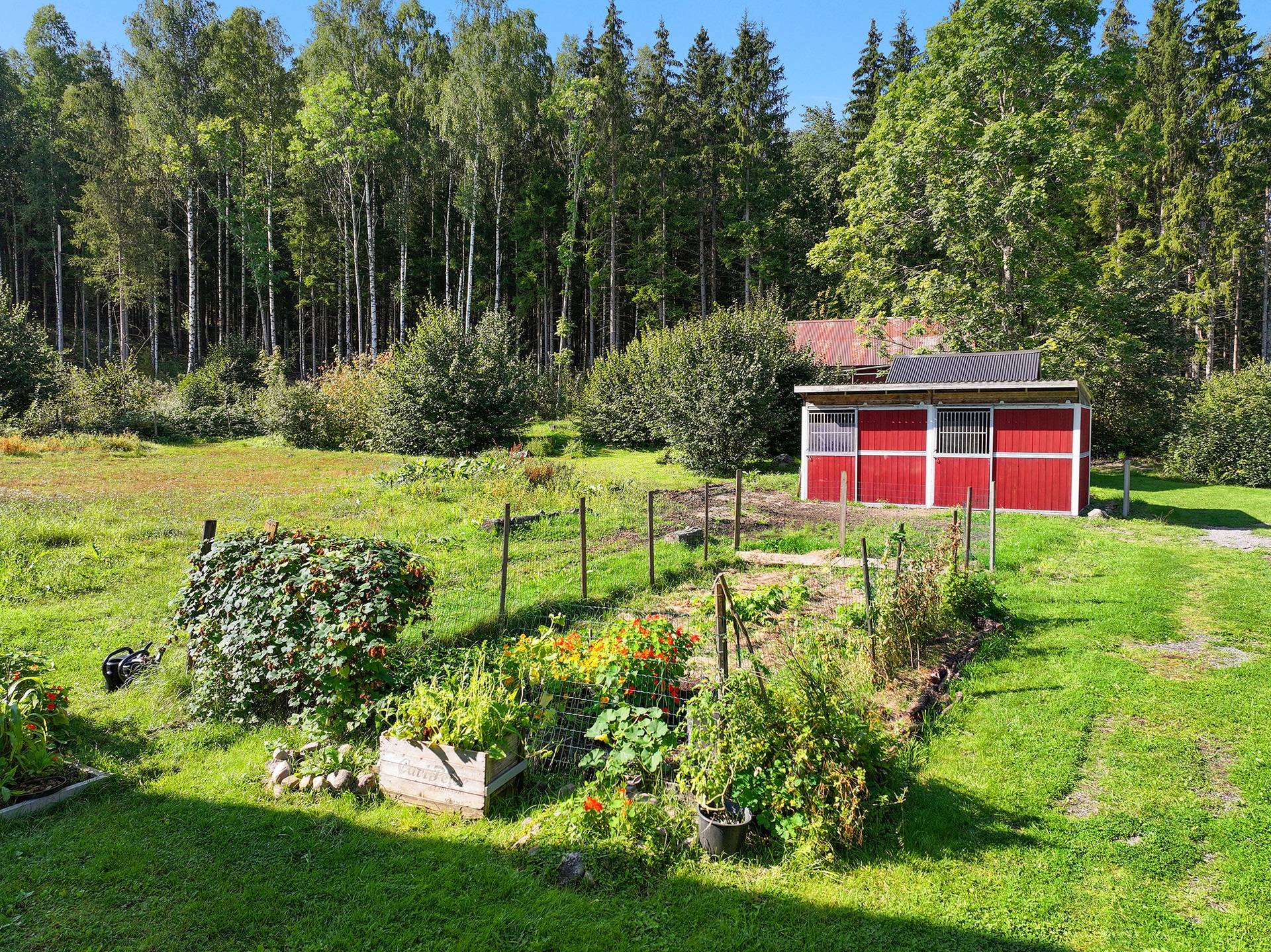 3 rum Gård utan jordbruk på Stålsbyn Gullbacken Svanskog Säffle kommun - bild 13