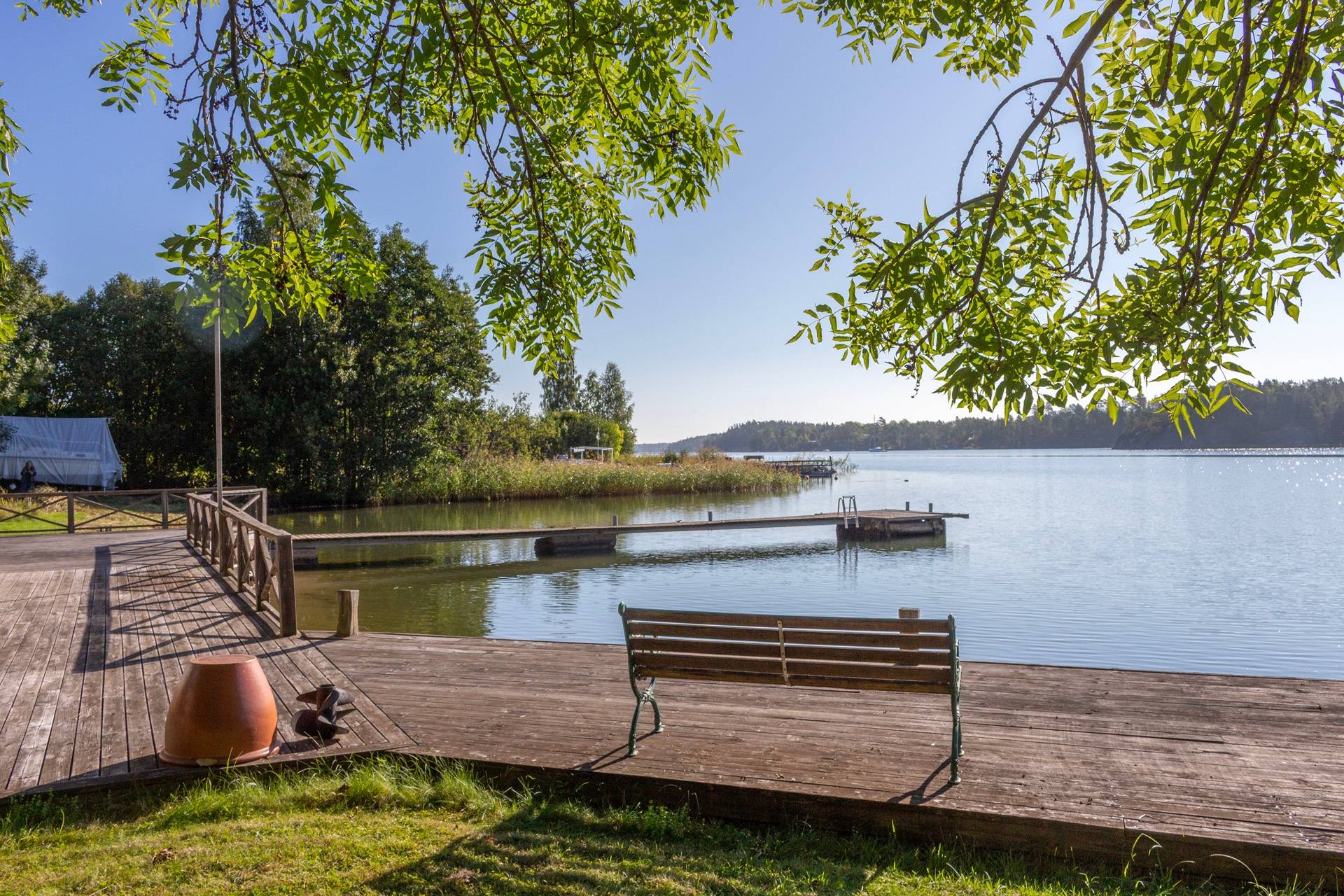 8 rum Vinterbonat fritidshus på Östervik 26-30 Roslagen - sjötomter Norrtälje kommun - bild 8