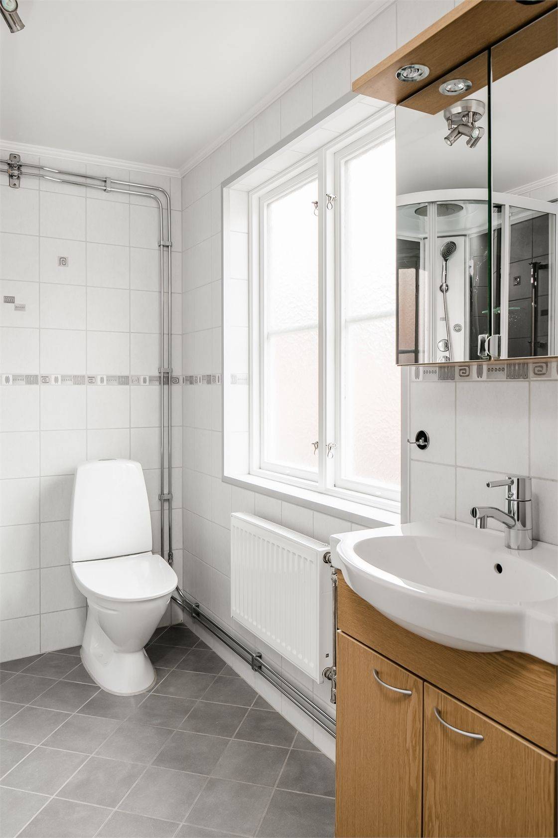 6 rum Villa på Västerlånggatan 14A och 14B Gamla stan Mariestads kommun - bild 28